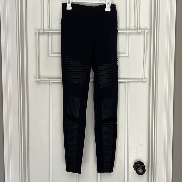 Alo Black Moto Leggings - Picture 1 of 6